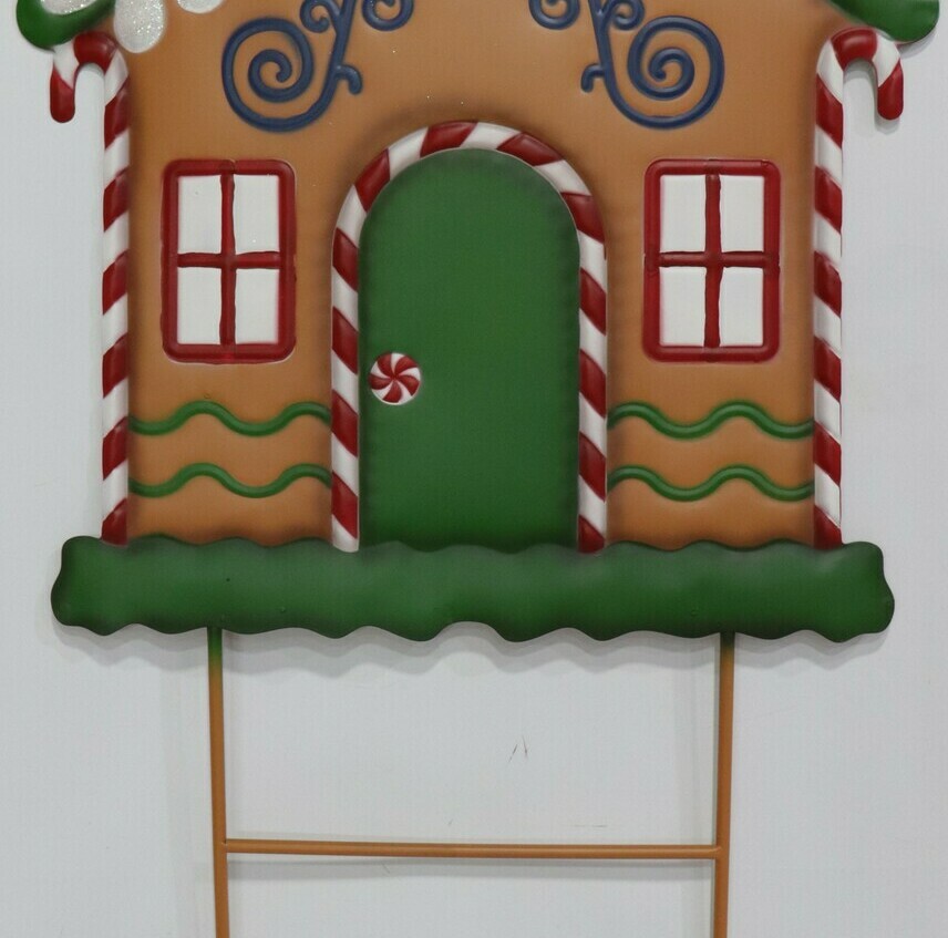 37" Gingerbread House 